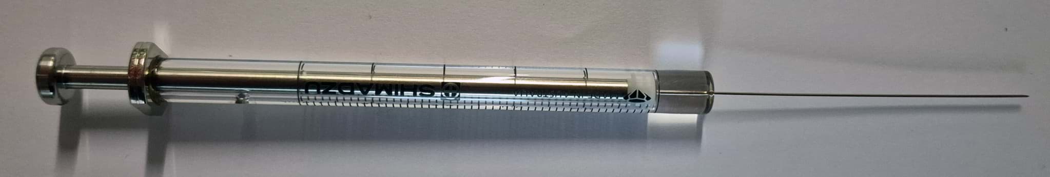 Picture of HS Syringe; 1 ml; gas tight; fixed needle; 26G; 50mm needle length;side hole dome